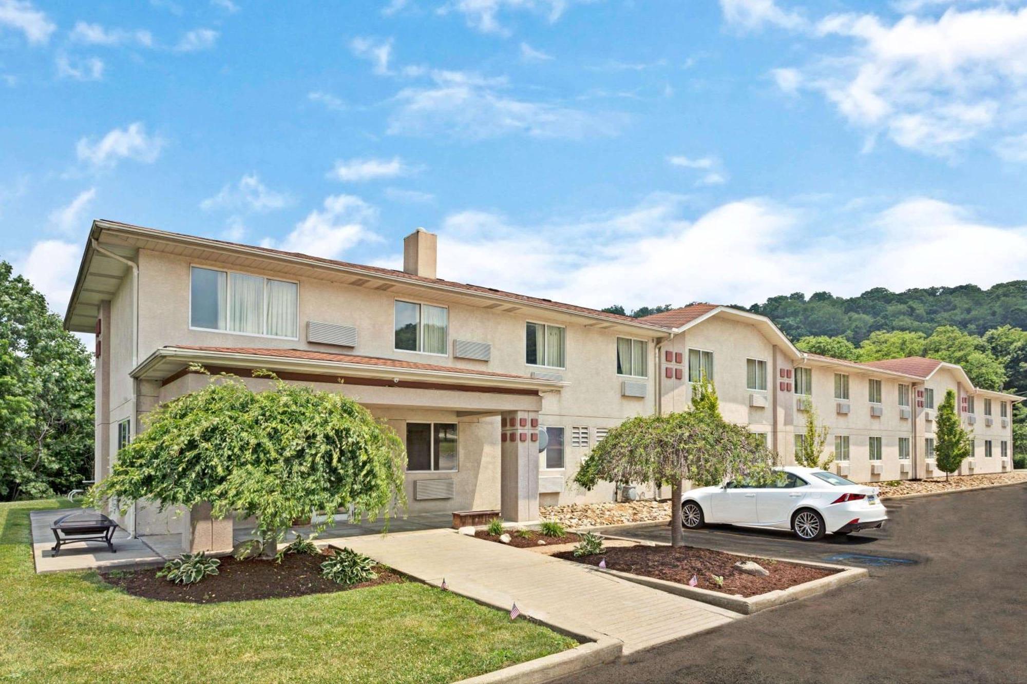 Super 8 By Wyndham Canonsburg/Pittsburgh Area Exterior foto